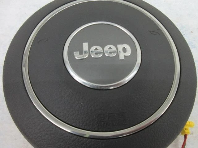 JEEP JK WRANGLER SAHARA unlimited 2017 AIRBAG LH LEFT DRIVER STEERING WHEEL OEM - Image 2 of 4