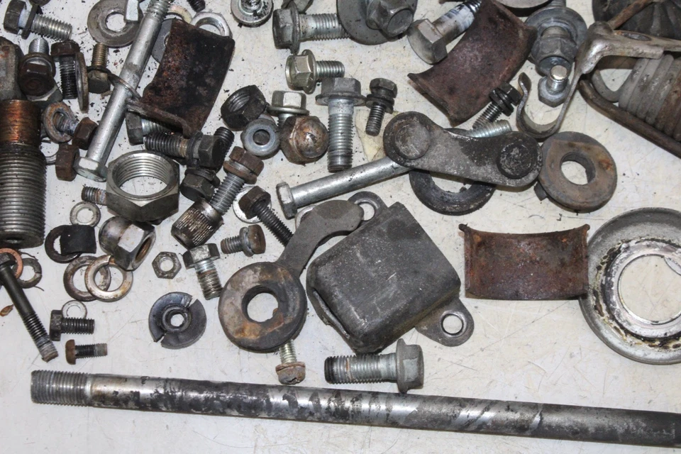 80-81 YAMAHA XS850 OEM ENGINE MOUNTING BOLTS HARDWARE MOTOR SCREWS - Image 3 of 4