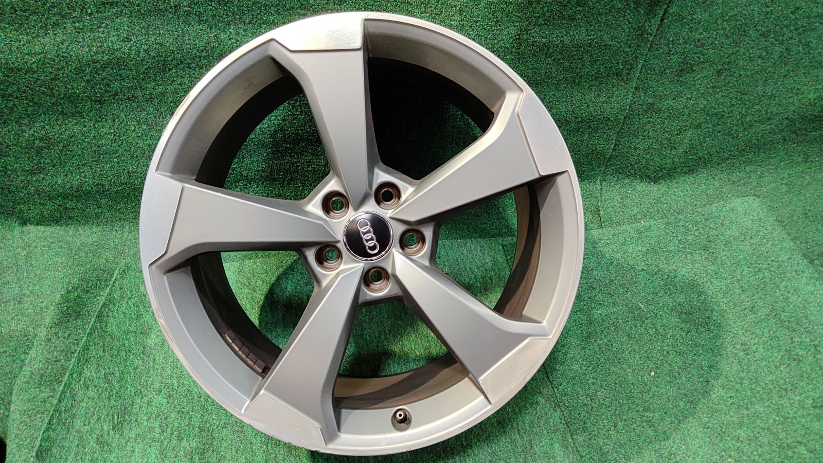 Audi Wheel R-19x8.5 5 Single spoke OEM 8W0601025CG