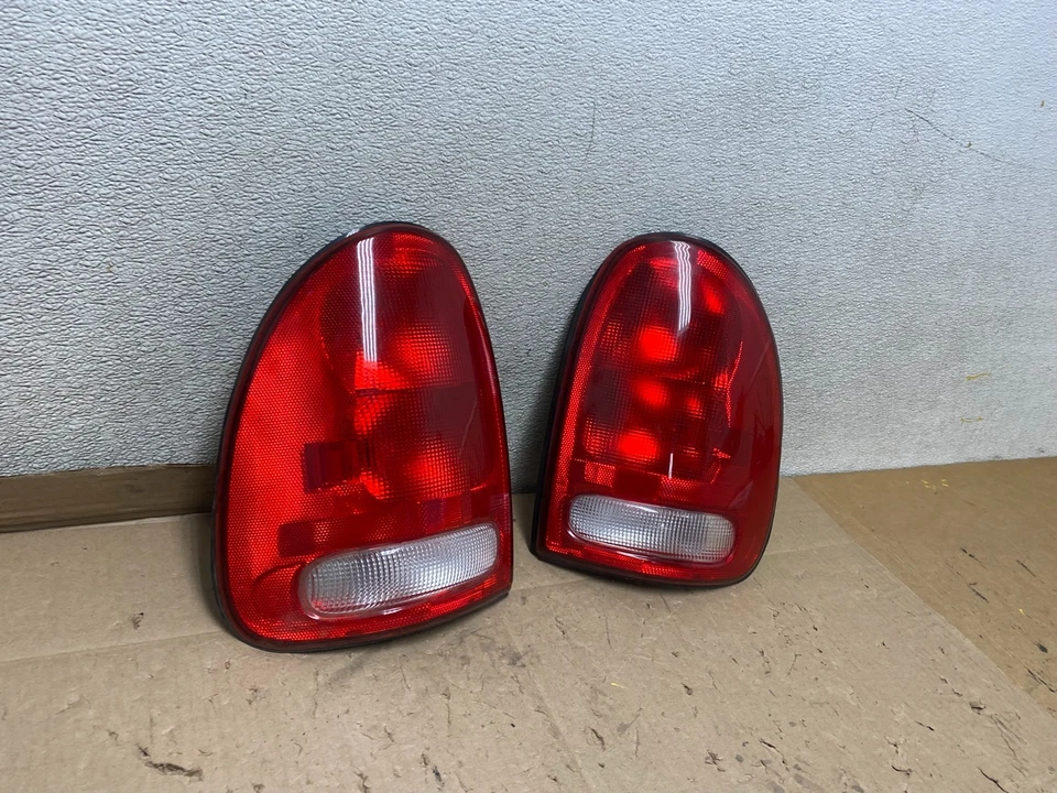 Luces traseras izquierda+derecha Dodge Durango 1998 a 2003 DEPO U6883 DW Foto 3 de 4