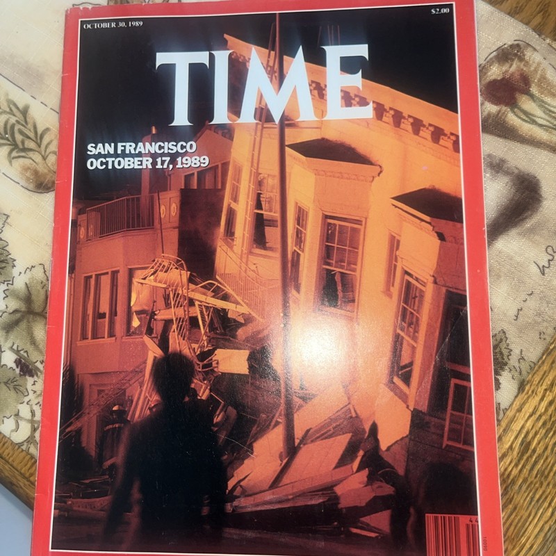 1989 October 30th Time Magazine, San Francisco October 17th 1989