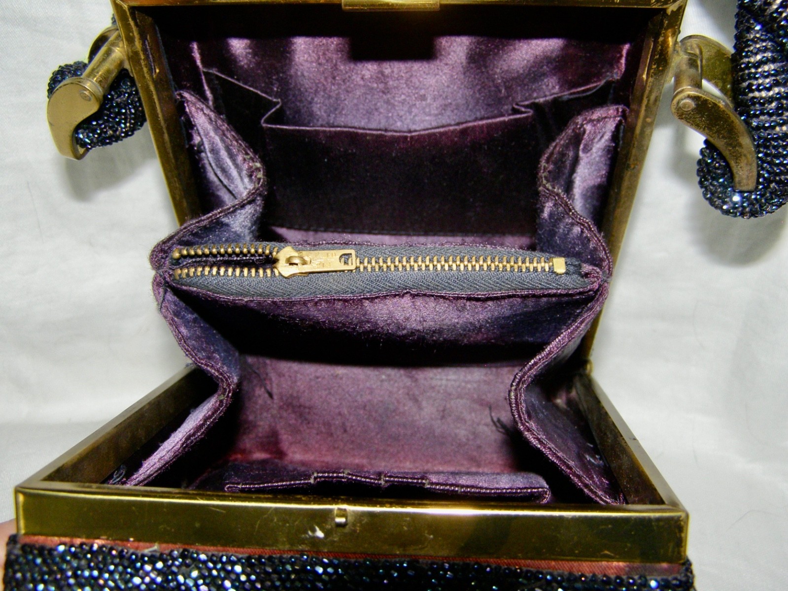 VINTAGE 1940’s STURDY FRAMED RECTANGULAR BEADED H… - image 14