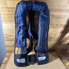 West Marine Deep Water Automatic Inflatable Life Jacket 35 Lbs (14832042)