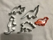 5-Piece Set DINOSAUR Cookie Cutters 1-Plastic...