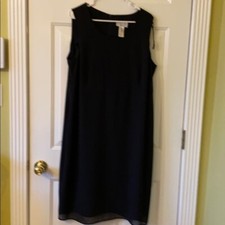 Studio C plus 18 w black sleeveless