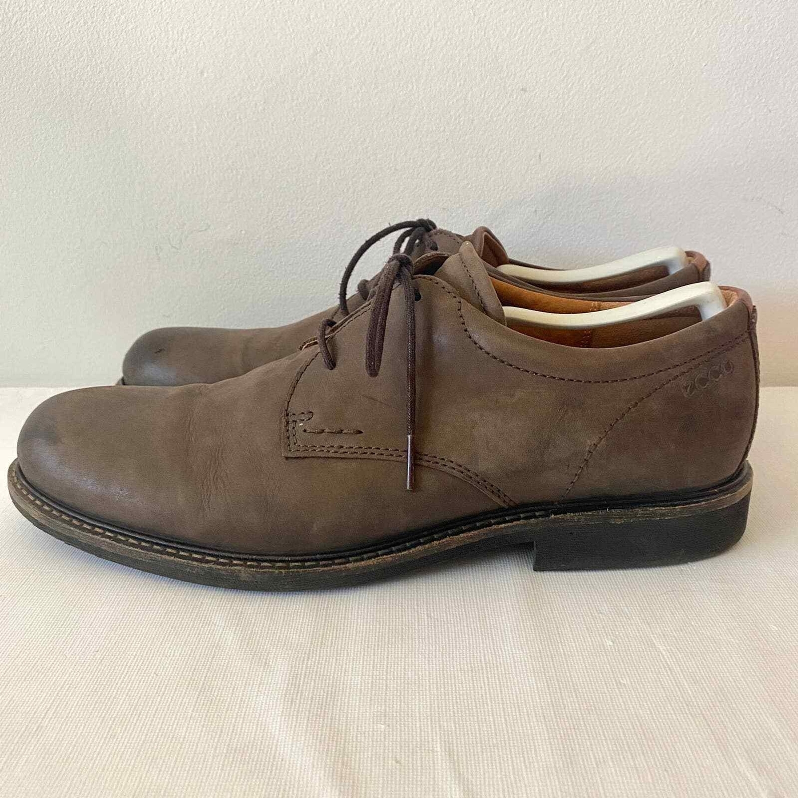 ecco findlay plain toe tie shoe