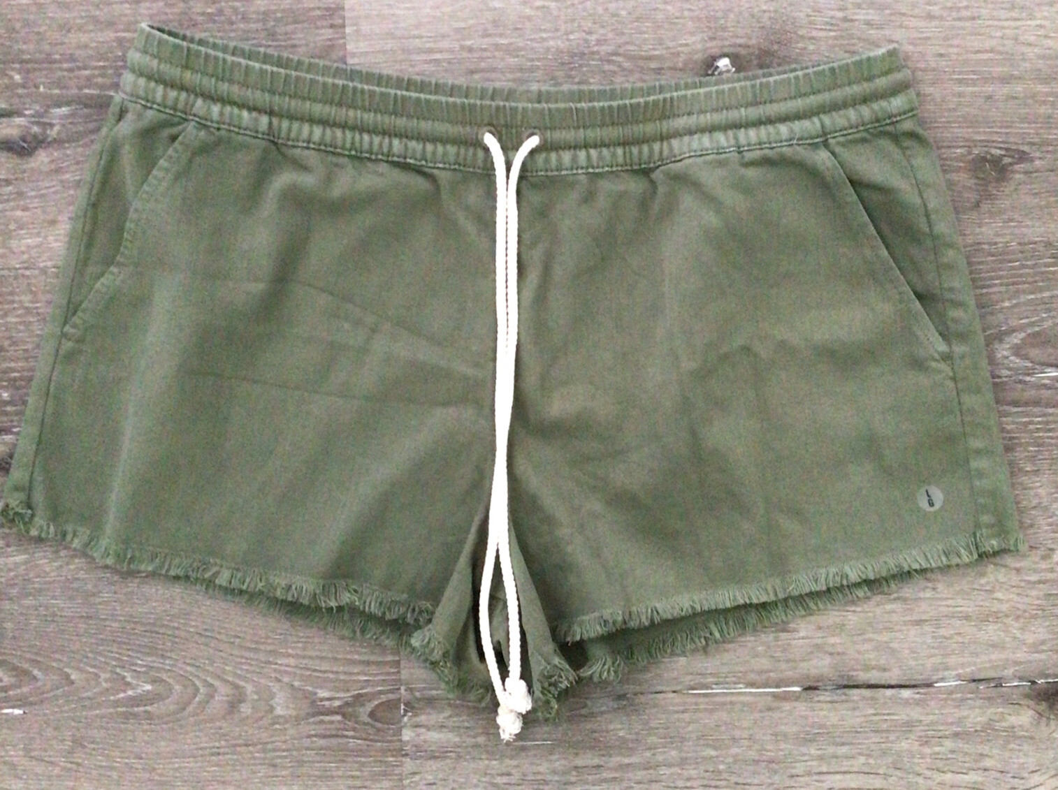 aerie green shorts