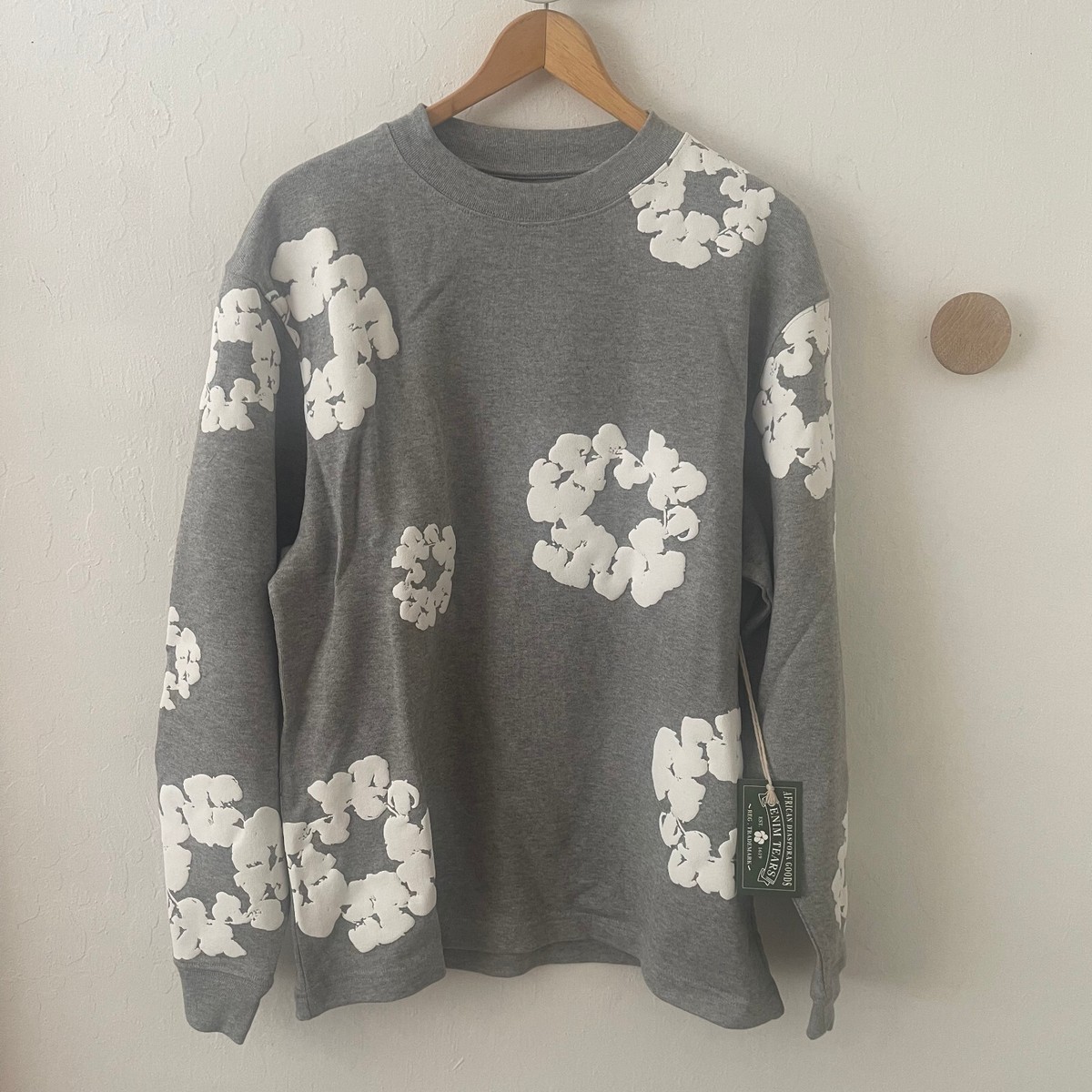 DENIM TEARS Cotton Wreath Longsleeve Tee Sweatshirt LS Grey M SOLD