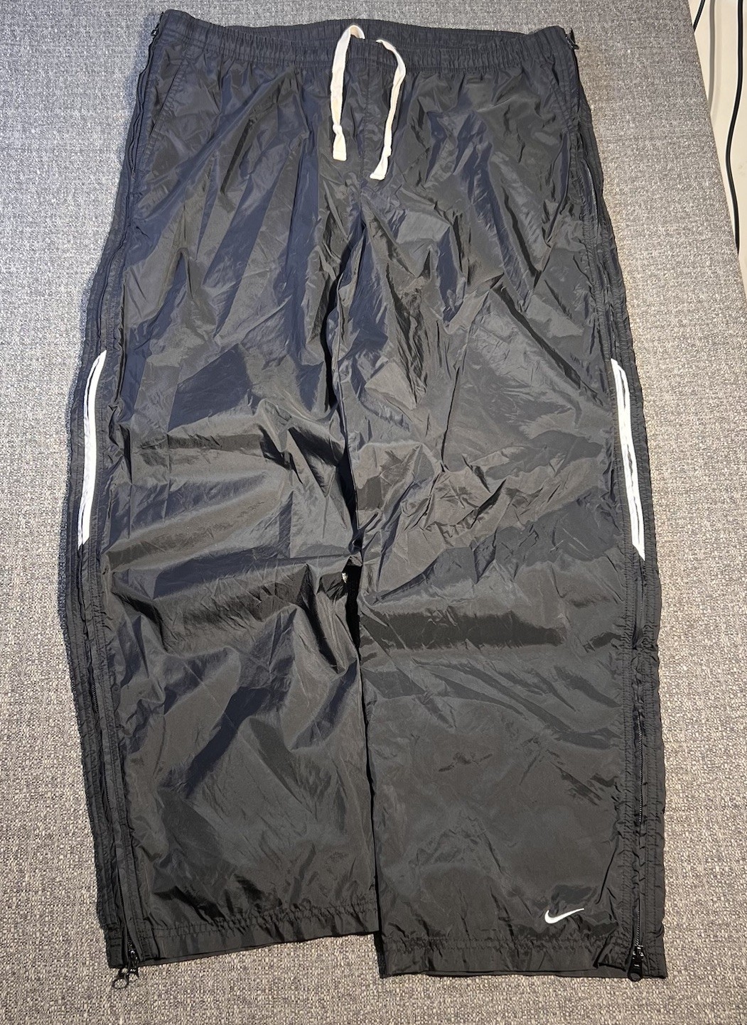 Nike Windbreaker Track Pants, Black, Nylon, 90s/Y2k Vintage Large