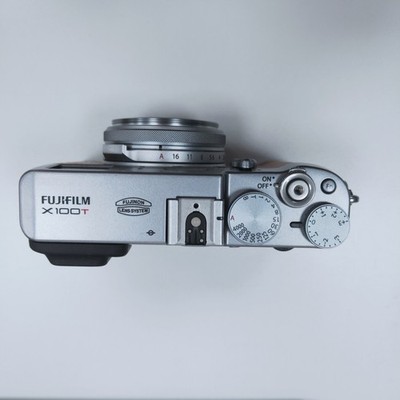 Fujifilm X100T 16.3MP Compact Digital Camera with SD Card,Battery