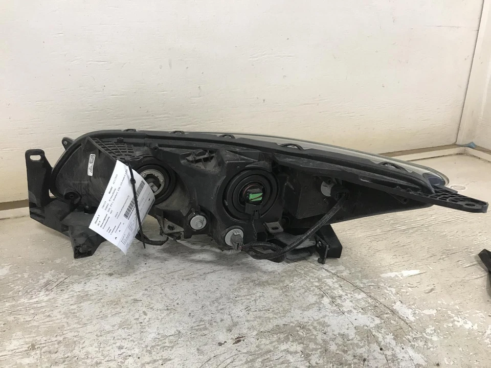 Used Right Headlight Assembly fits: 2013 Honda Accord Sdn EX-L leather 3.5L US m - Image 2 of 4