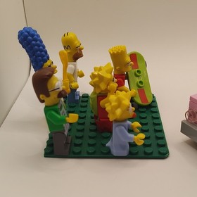 Authentic Lego Simpsons House 71006 **Car + Figures ONLY** No House/Box/Manuel