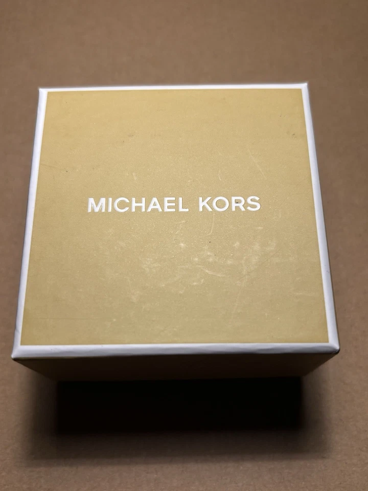 MICHAEL KORS MK Logo Yellow Gold Ring Crystals Pave Size 9 - Image 4 of 4
