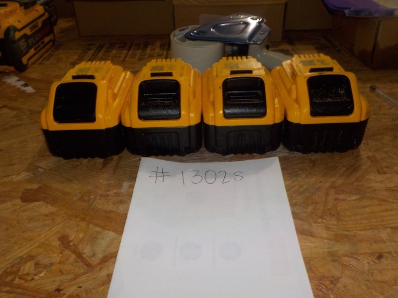 Dewalt 20v Lot 4 8ah batteries for parts/repair # 1302s