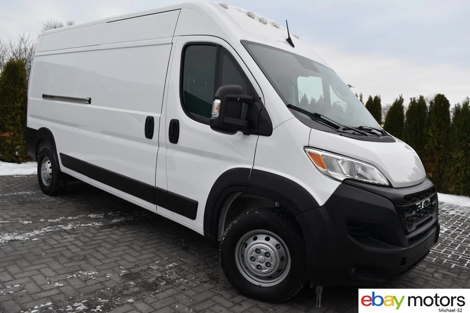 Ram ProMaster 2500 2023 159" edición Promaster techo alto (furgoneta de carga) Foto 3 de 4