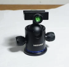 Neewer Tripod Ball Head. NO Quick Release Plate