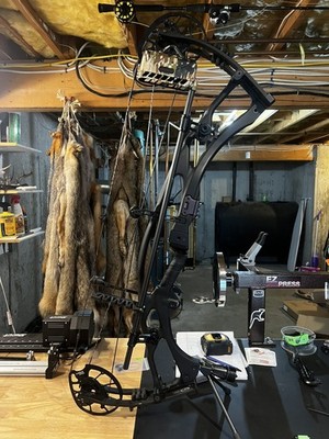Hoyt RX7 Ultra|Black|70LB|Right Hand|HOYT Accessories