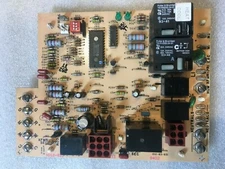 Rheem 62-22694-11 Weather King 1012-831 Furnace Fan Control used #P366