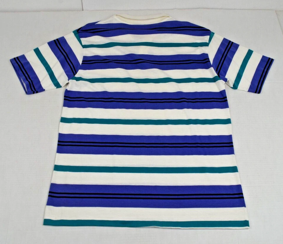 Camisa pinguim vintage Slammer EUA Munsingwear tamanho M anos 90 listra branca azul feita nos EUA - Imagem 2 de 4