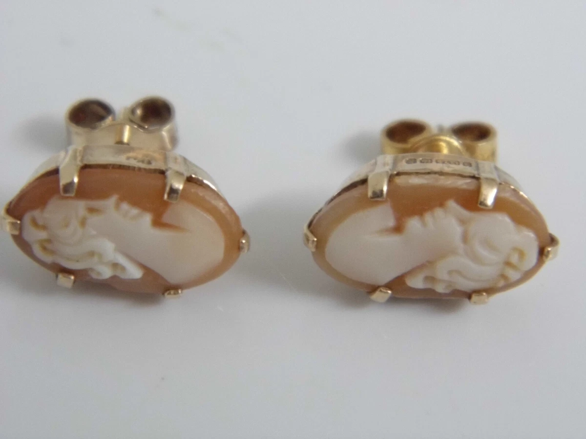 A FINE PAIR OF VINTAGE HALLMARKED 9ct GOLD CAMEO STUD EARRINGS eBay
