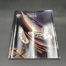 1995 BUICK MODEL LINE DEALER SHOWROOM SALES BROCHURE CATALOG GUIDE BOOKLET 