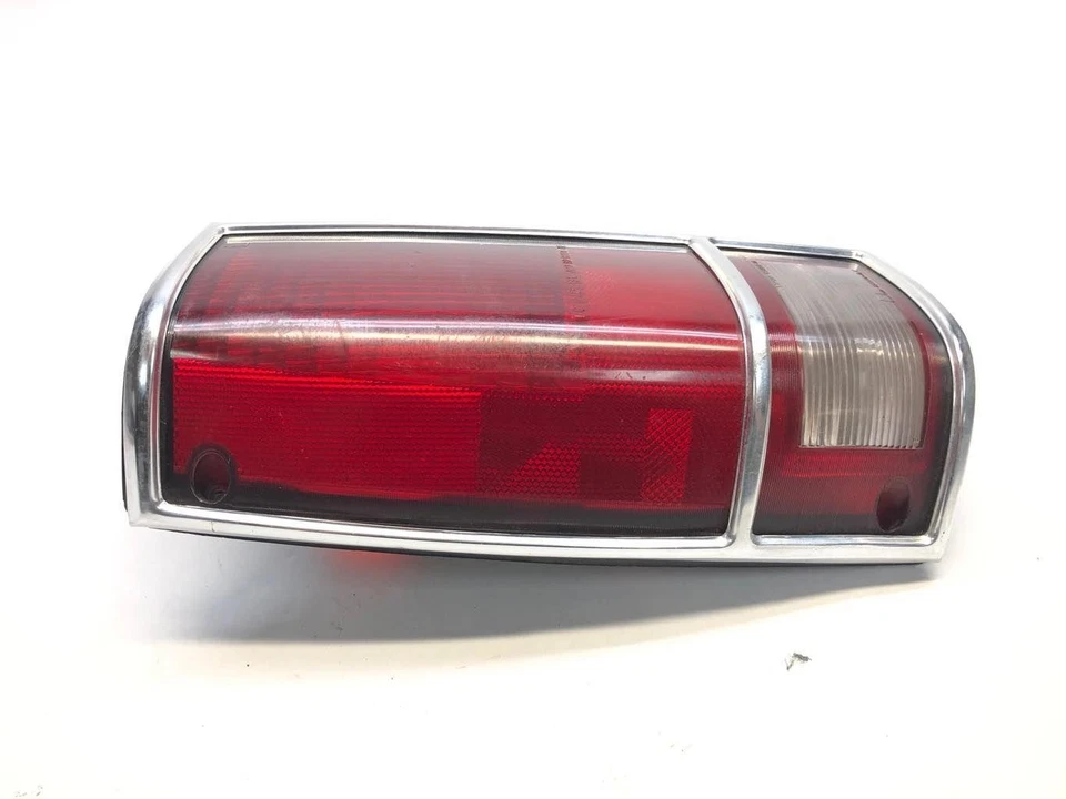 Conjunto de luces traseras cromadas Chevrolet S10 Blazer/GMC Jimmy 1983-1994 para conductores izquierdos Foto 2 de 4