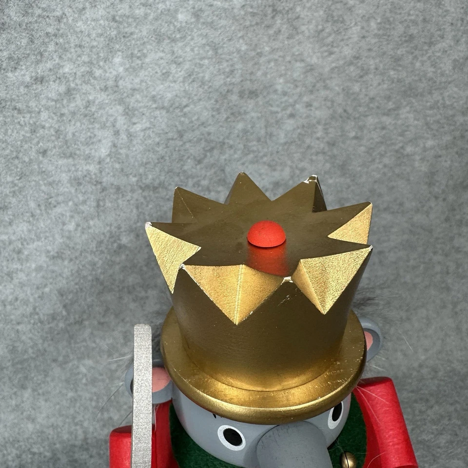 Erzgebirge - Quebra-Nozes Richard Glasser 7,5” Rei Rato com Espada Madeira Natal - Imagem 3 de 4