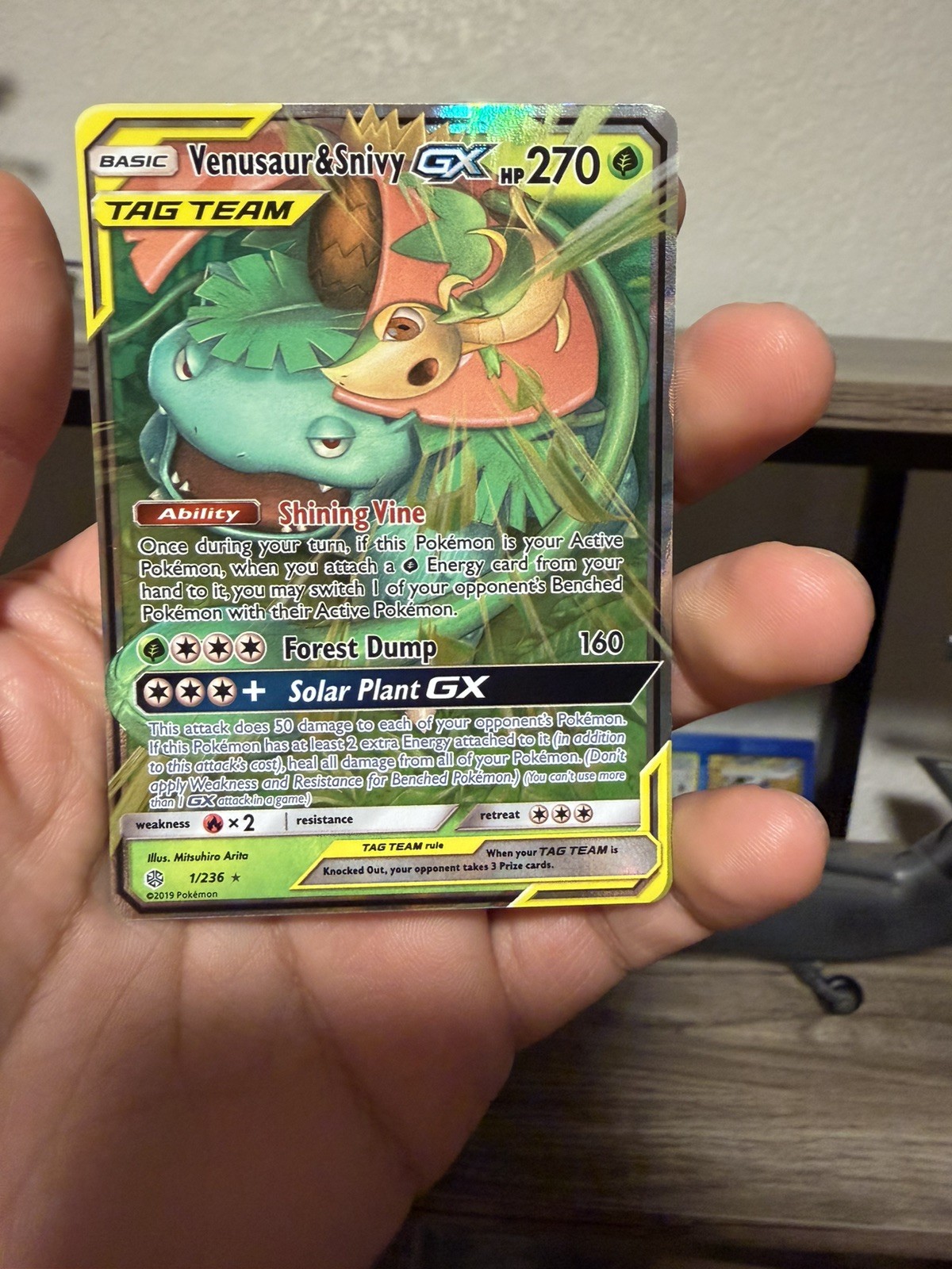 Venusaur  Snivy GX - 1/236 - Pokemon Cosmic Eclipse Sun  Moon Card