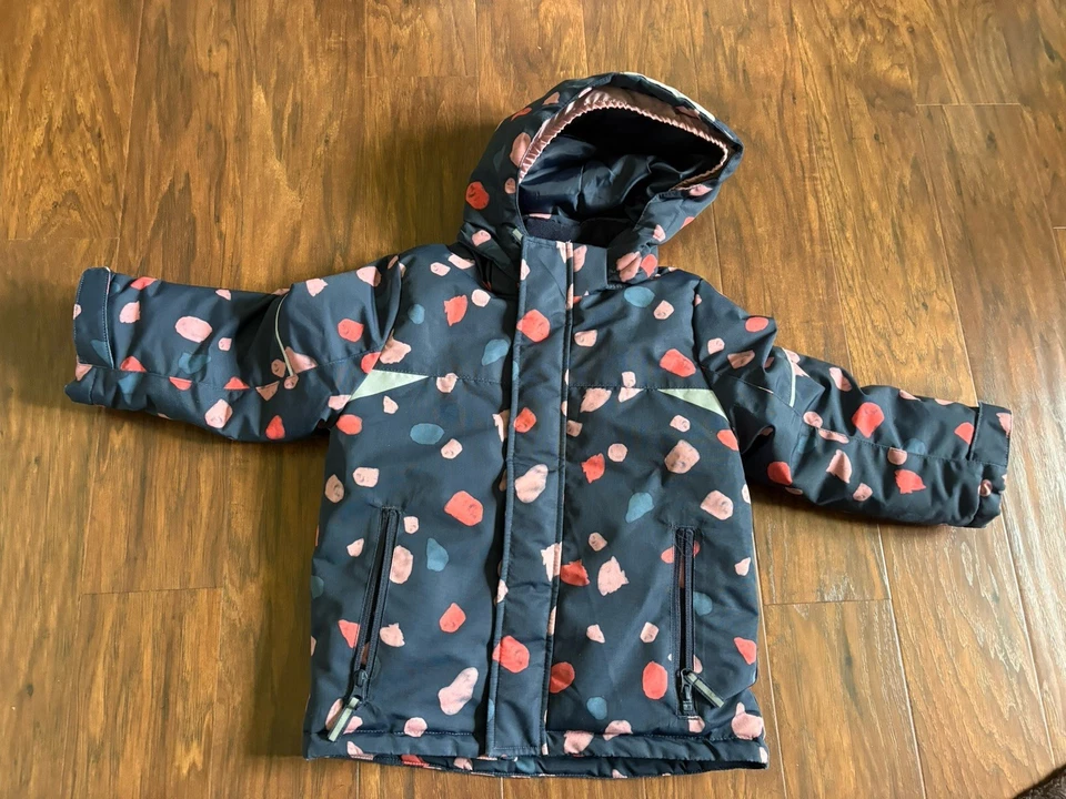 Chaqueta de invierno para niñas talla 4/5T Foto 2 de 3