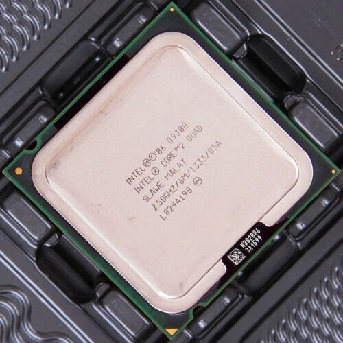 Intel Core 2 Quad Q9300 Processor 2.5GHz SLAWE LGA 775/Socket T CPU 95W 1333MHz - Image 3 of 4