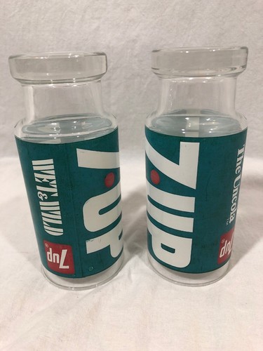 Vintage 7 UP Advertising Drinking Glass Set of 2 Wet & Wild The Uncola - Picture 5 of 6