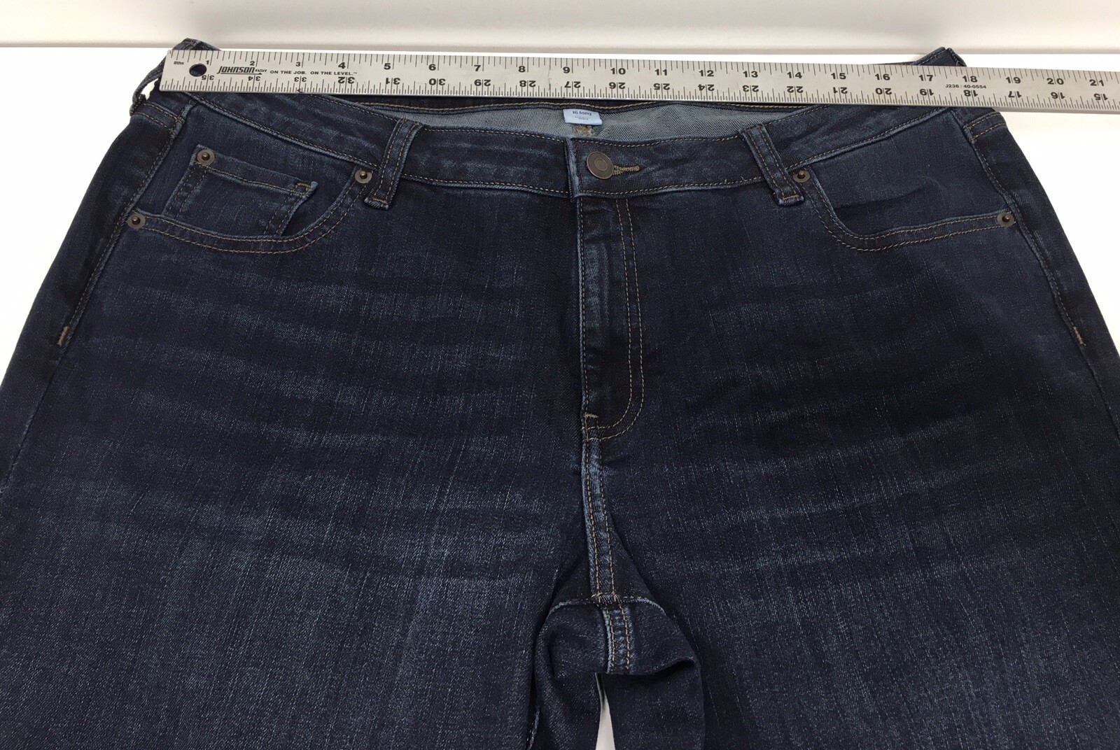 Amazon Essentials Authentic Bootcut Women's Jeans… - image 5