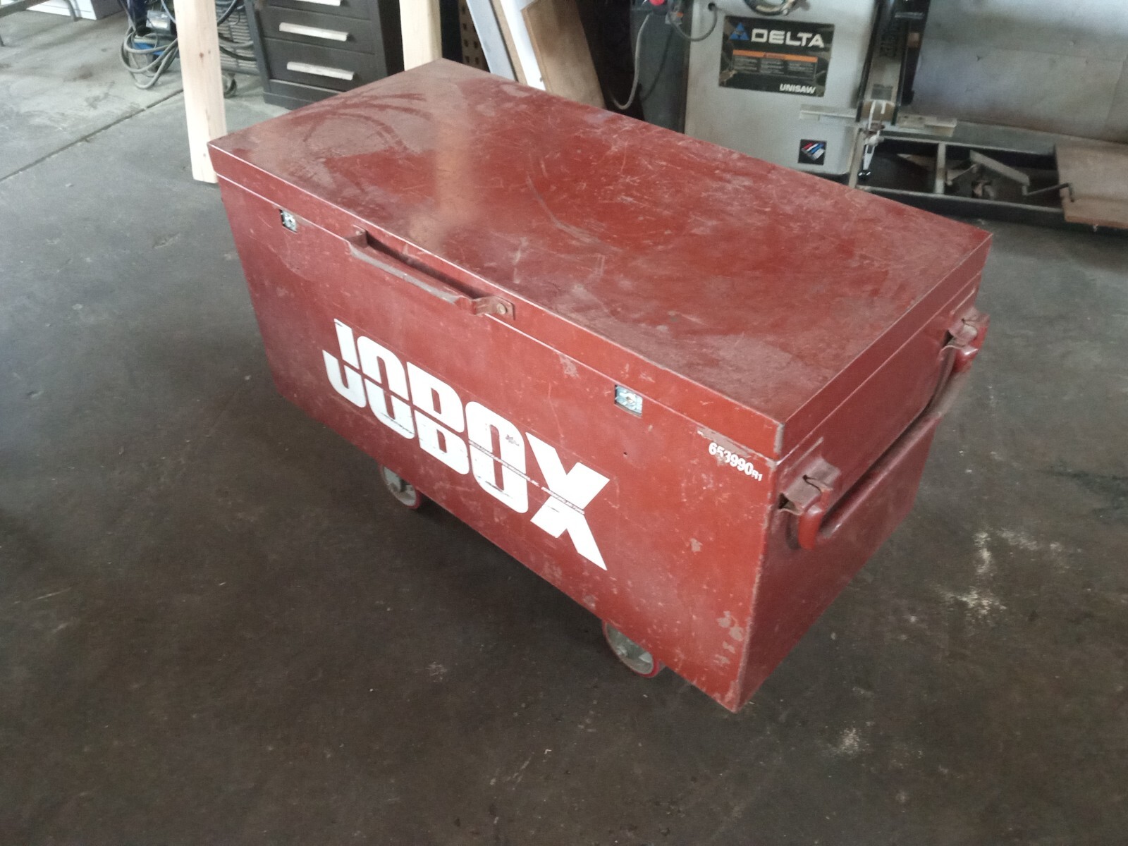 Crescent Jobox 653990R1 Brown 20x31x45 with wheels used nice shape with