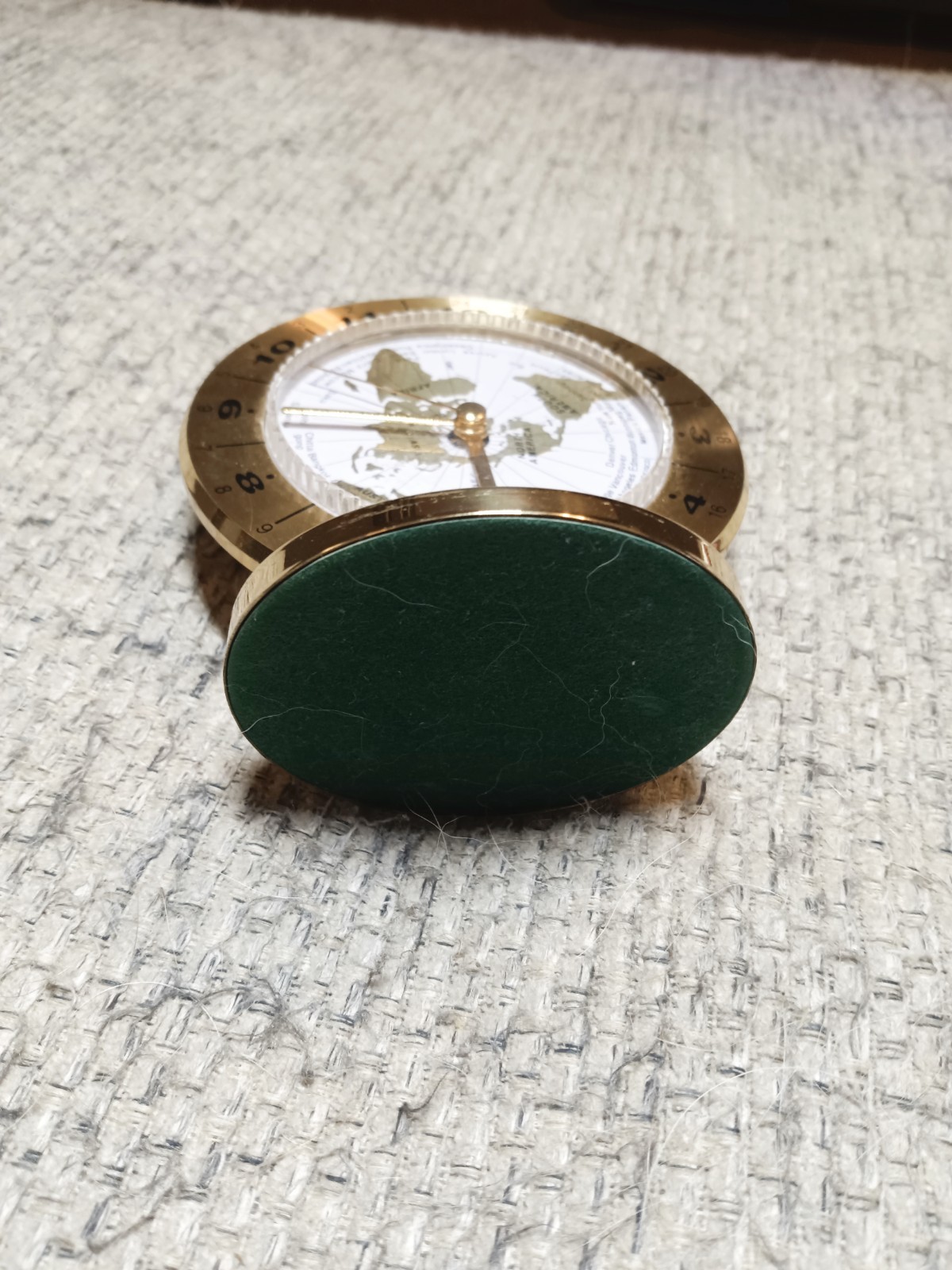 Young Town Quartz 12888 World Clock With 2 Energizer Batteries Included 