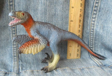 ATROCIRAPTOR DINOSAUR PVC FIGURE / 8.5" Long - 4" Tall SML9