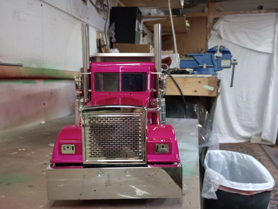 Tamiya Grand Hauler dump Truck With Tag Axle And Lites - Image 3 of 4