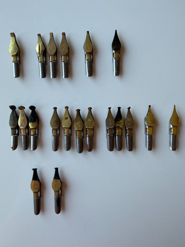 Vintage Calligraphy Nibs Speedball A, B & D series Lot of 20 mixed