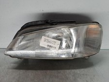 Feu avant (phare) Peugeot 106