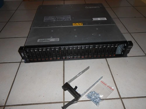 IBM SAN-Storage System Storage DS3524 Dual Controller FC 8 Gbps - 1746-C4A