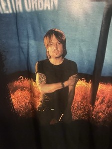Keith Urban 2014 Fuse Tour Concert Shirt 2 Sided, With Tour Locations Size M