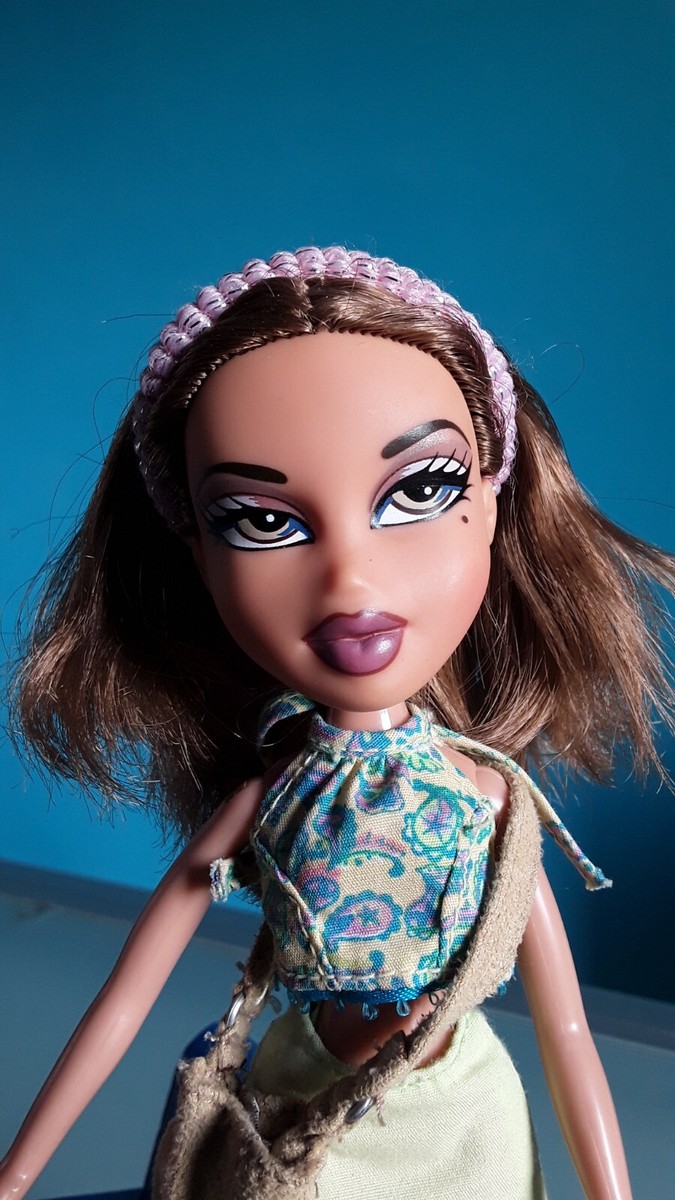 POUPEE BRATZ CATS YASMIN DE MGM GIOCHI PREZIOSI DE 2012 RARE