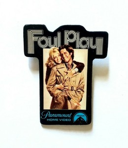 Vintage Paramount Movie Promo Pin 5 Foul Play Chevy Chase Goldie Hawn Film Ebay