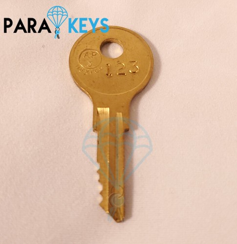 Bauer DR500 Cut RV Key Replacement *READ DESCRIPTION* - 第 1/2 張圖片