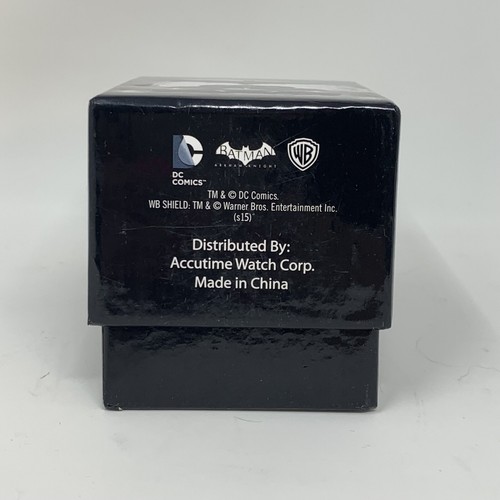 BATMAN ARKHAM KNIGHT: ARMORED BATMAN WATCH IN GIFT BOX ACCUTIME ARK9052 NIB - Picture 5 of 6