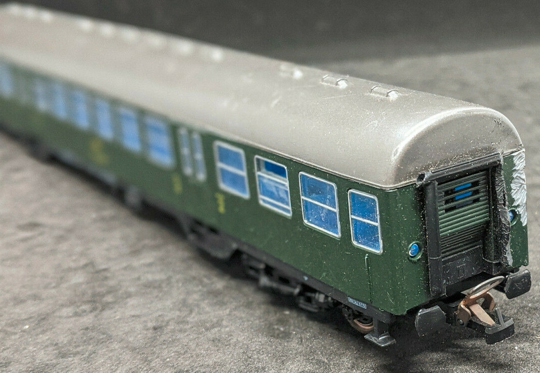 Picture 3 of 8