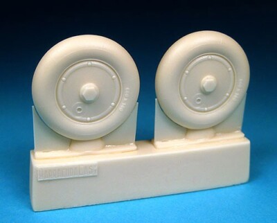 Barracuda Studios (BR-32073) 1:32 Bf-109 G Wheels Plain Hub/Smooth Tire