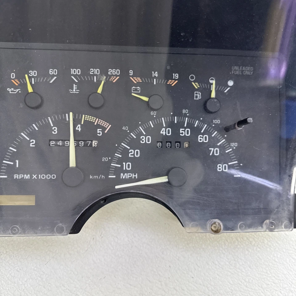 Cuadro de instrumentos 92-94 Chevy GMC Truck C/K 1500 2500 con velocímetro 249 k OEM 16140115 Foto 3 de 4