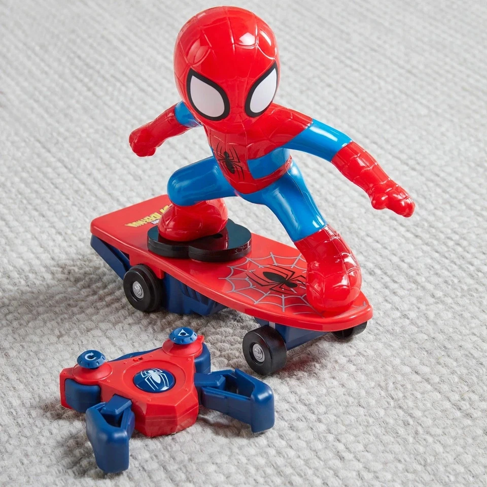 Marvel Spider Man Remote Control Skateboard Figure Set 25m Range *2.4GHz*2 hours - Image 3 of 4
