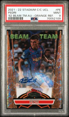 2021 Stadium Club Chrome UEFA Beam Team Auto Pedri Orange Refractor 25/25 PSA 9