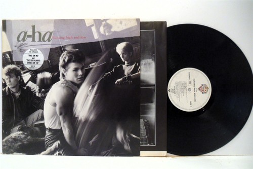 A-HA hunting high and low LP EX/EX-, 925 300-1, vinyl, album, with inner, 1985
